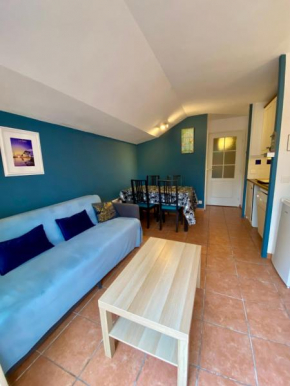 Appartement au calme avec piscine, proche golfs